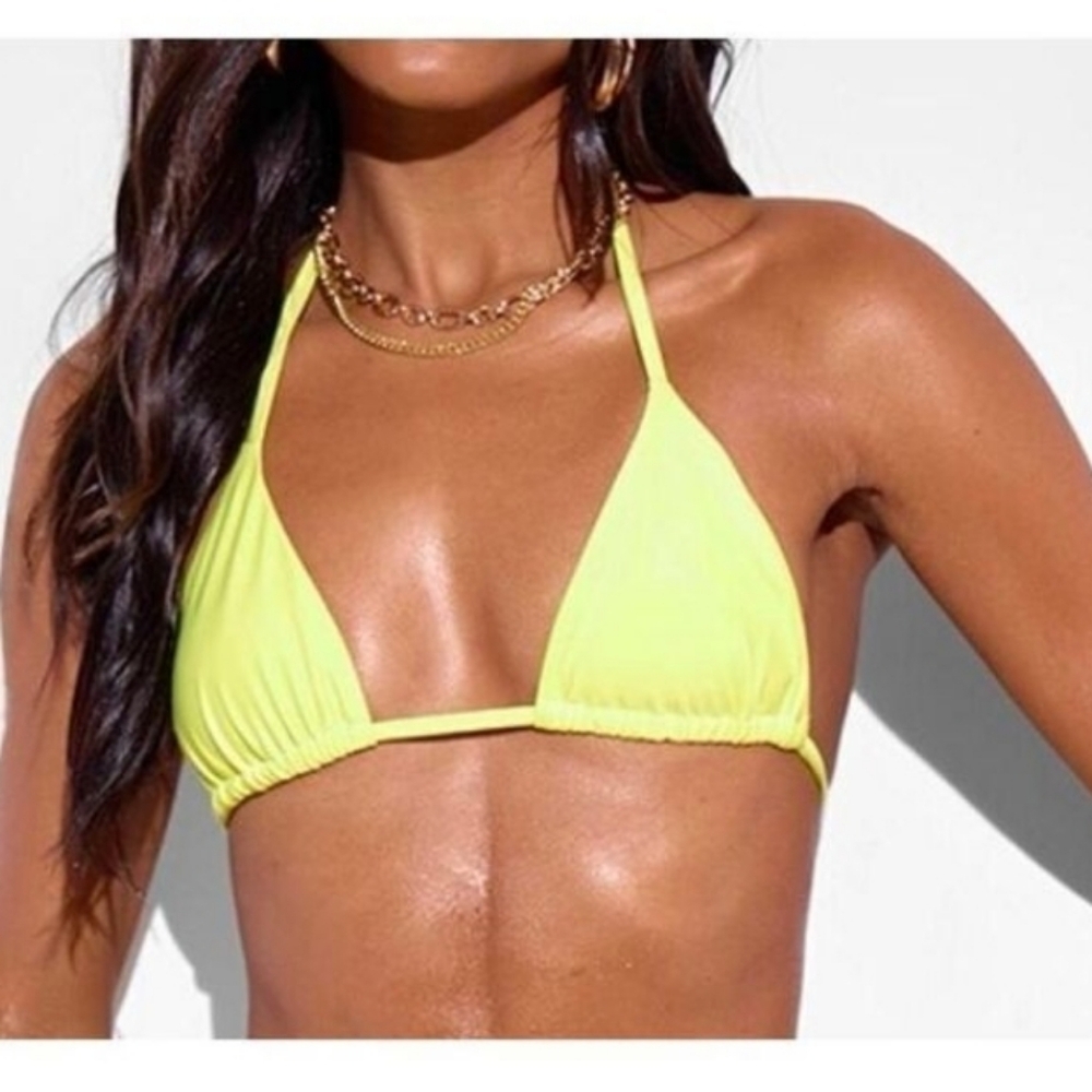 NWT PrettyLittleThing Triangle Bikini Top ~ Size 8